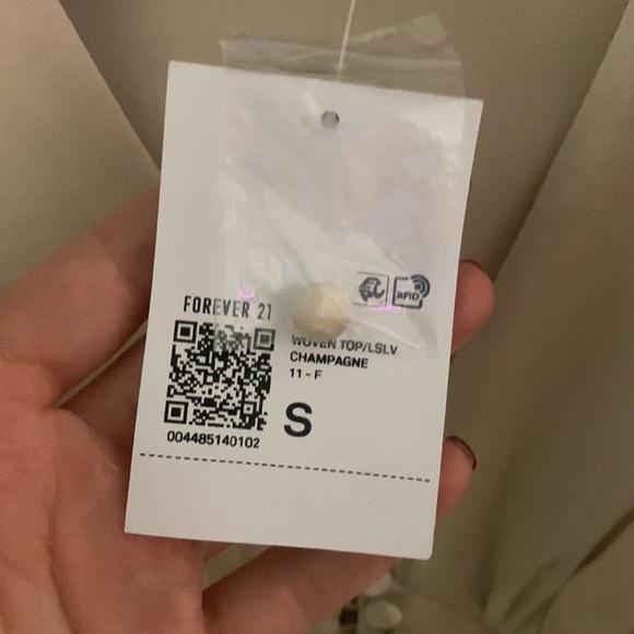 Forever 21 Top - Picture 3 of 4